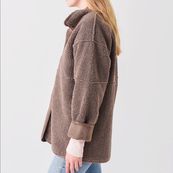 VELVET WOMEN'S ALBANY REVERSIBLE MOCK NECK COAT - Picture 2 of 7